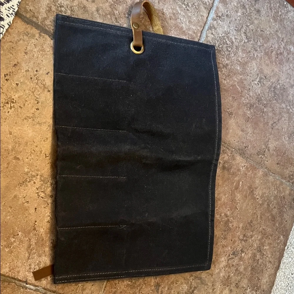 Alaskan Maker Watch Organizer